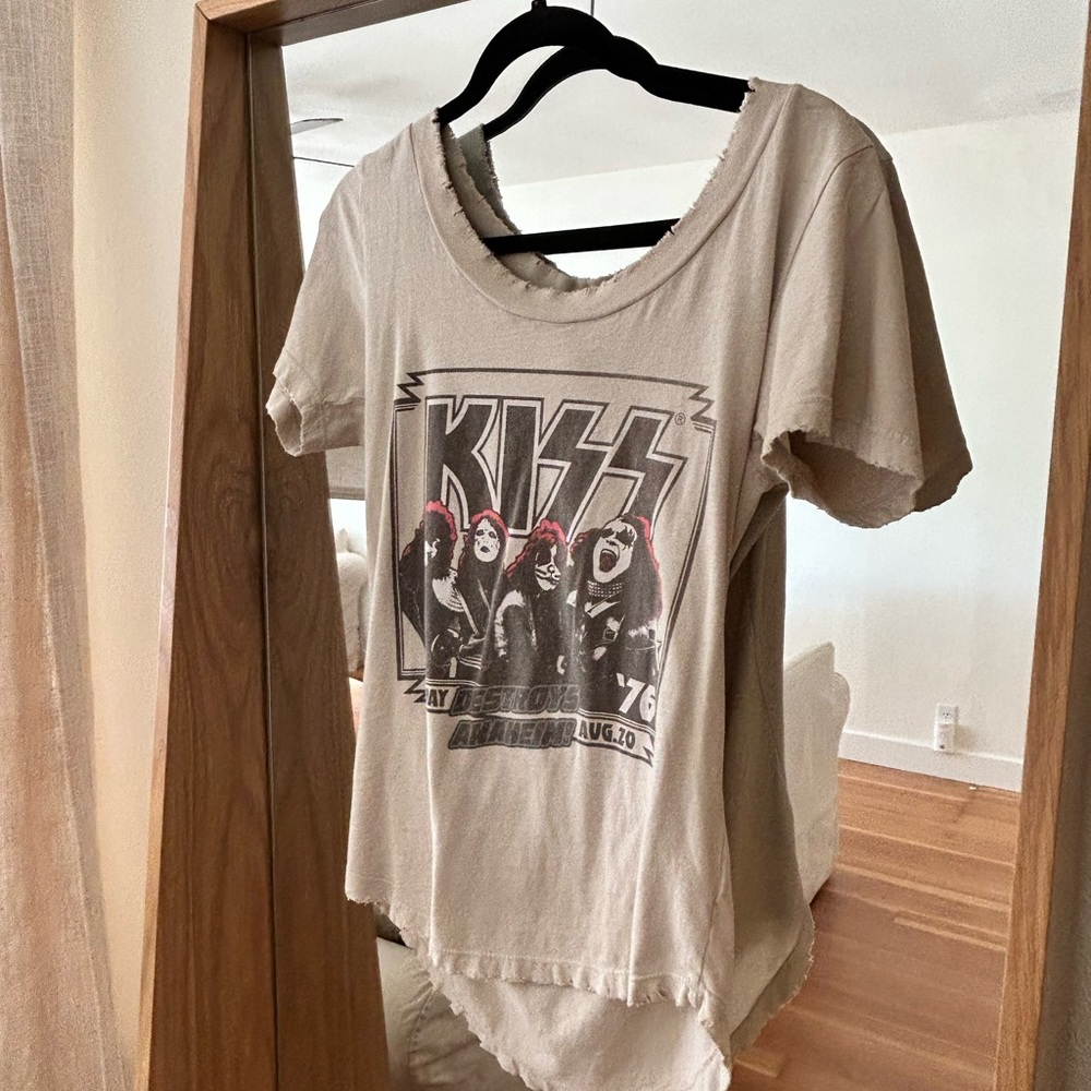 Off the shoulder cream, graphic tee, bought from Vici dolls, kiss